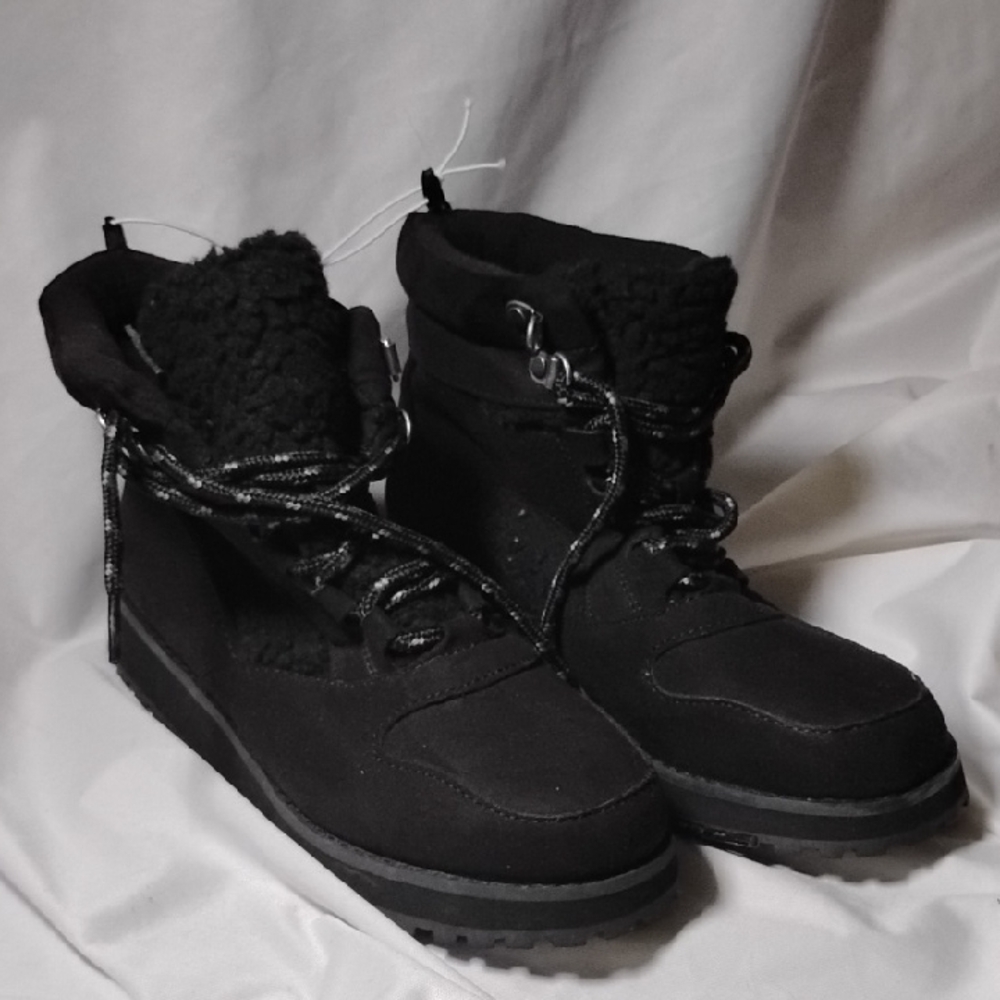 Boots All terrain Hiking Old Navy Women's Size 7